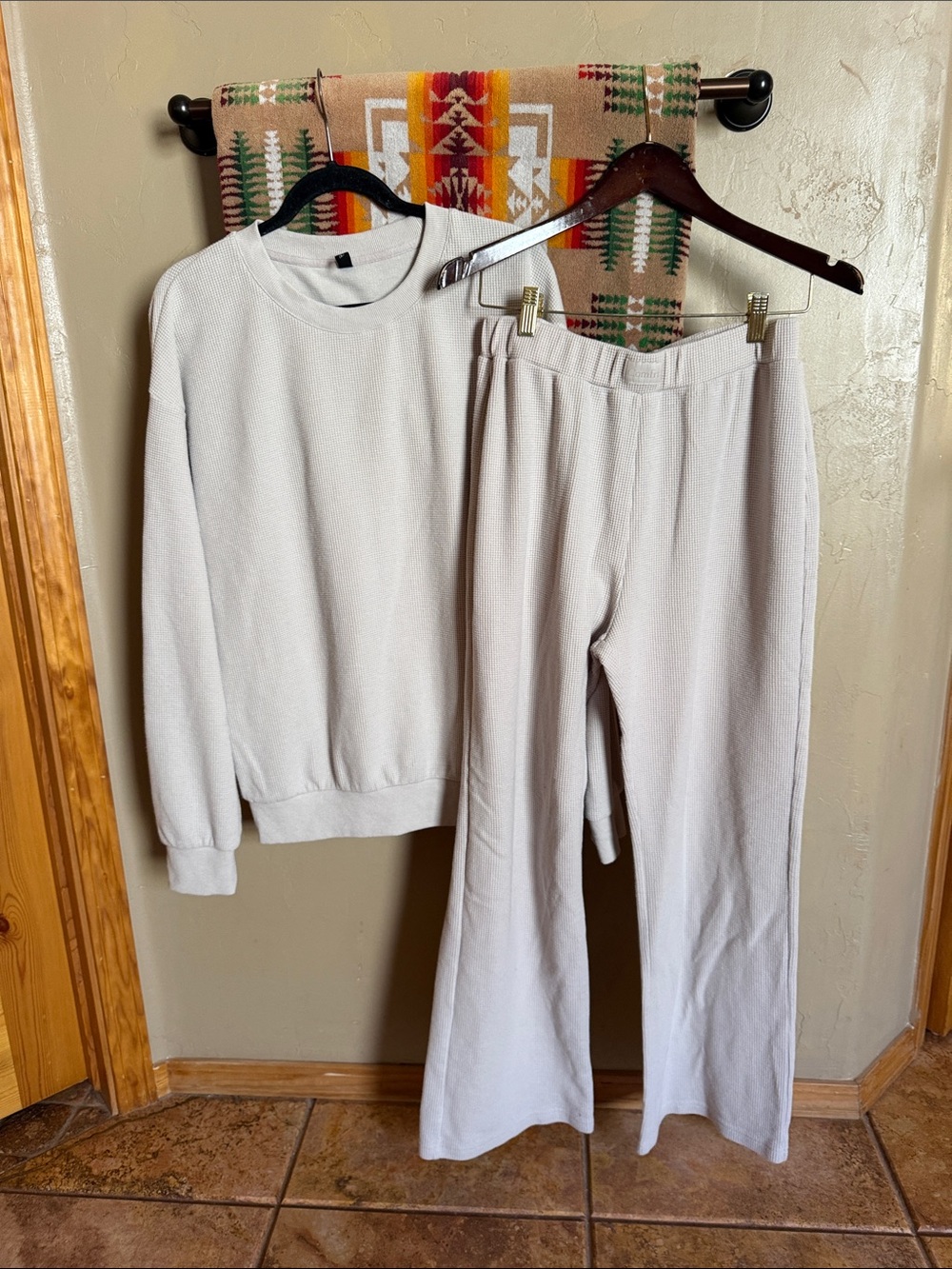 COMFRT-WAFFLE SET- SIZE LARGE- UNISEX ADULTS - Picture 6 of 7
